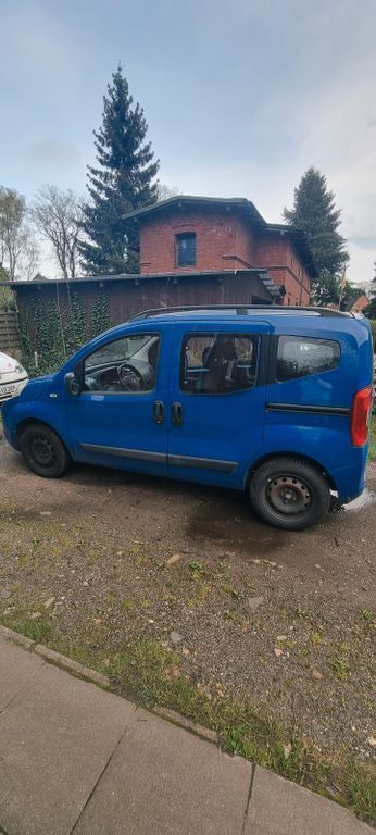 Blau Gebraucht 2009 Fiat Qubo Active Van / Kleinbus | 2.500 € (Guter Preis) - Bild 1/4
