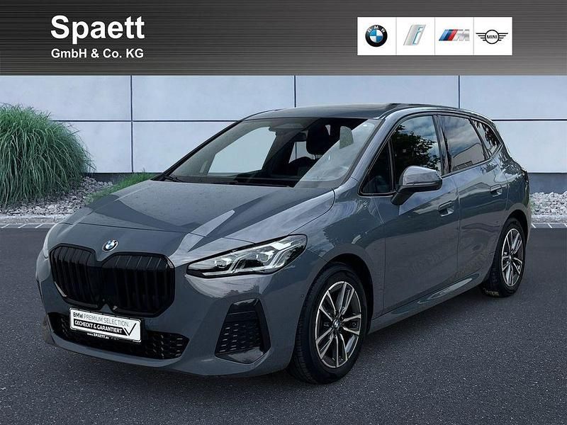 Sparkling kupfergrau Gebraucht 2022 BMW 218 Active Tourer M Sport Van / Kleinbus | 29.500 € (Fairer Preis) - Bild 1/4