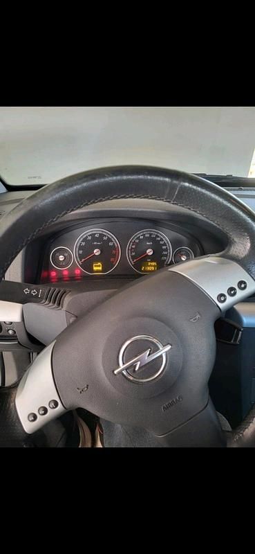 Gebraucht Opel Vectra GTS 155 PS (114 kW) 2002 Silber Limousine