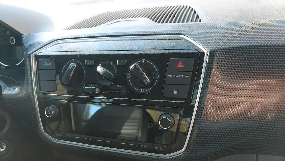 Usado VW up! 60 HP (44 kW) 2019 Branco Citadino