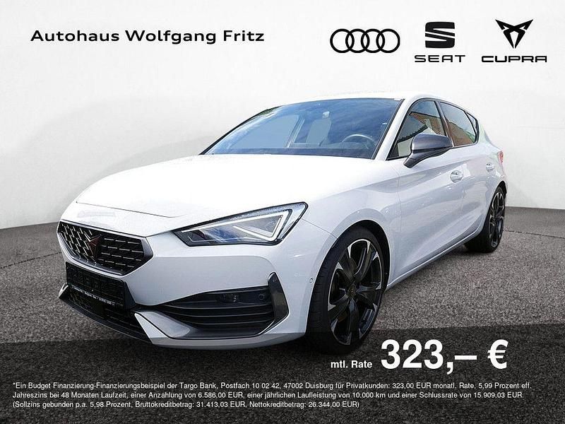 Weiß Gebraucht 2023 Cupra Leon VZ Limousine | 32.930 € (Fairer Preis) - Bild 1/4