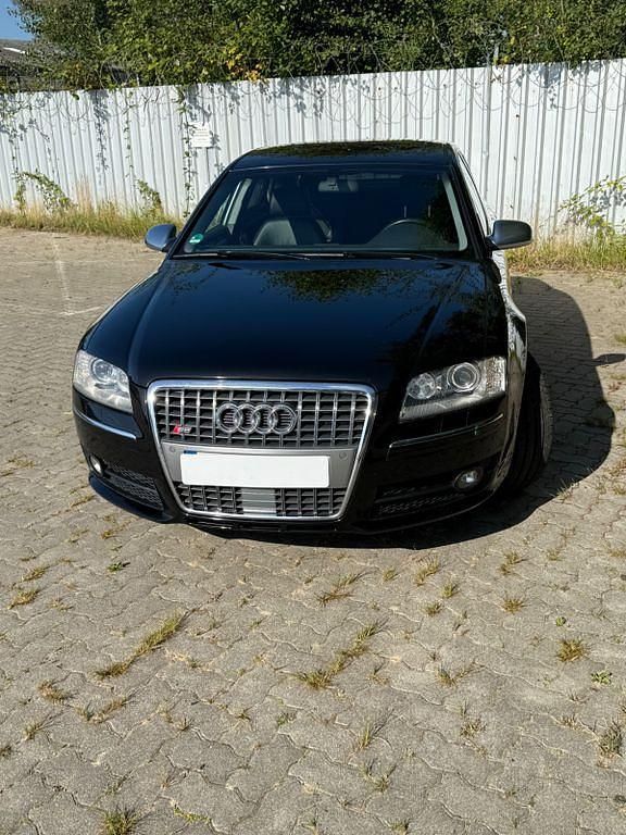 Schwarz Gebraucht 2007 Audi S8 Sport Limousine | 16.490 € (Superpreis) - Bild 1/4
