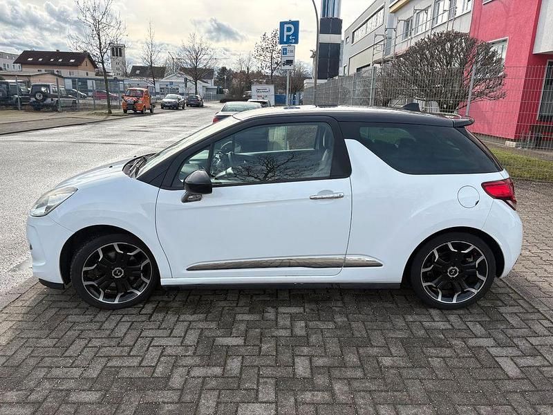 Gebraucht Citroën DS3 Sport Chic 156 PS (114 kW) 2012 Weiß Kleinwagen