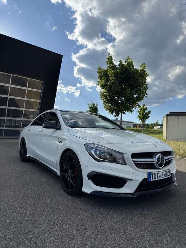 Weiß Gebraucht 2015 Mercedes CLA45 AMG AMG Limousine | 23.500 € (Fairer Preis) - Bild 1/4