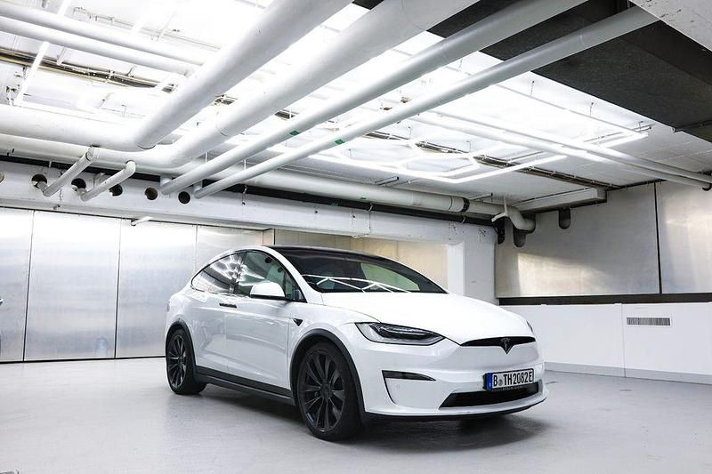 Weiß Gebraucht 2022 Tesla Model X Plaid SUV | 81.900 € (Superpreis) - Bild 1/4