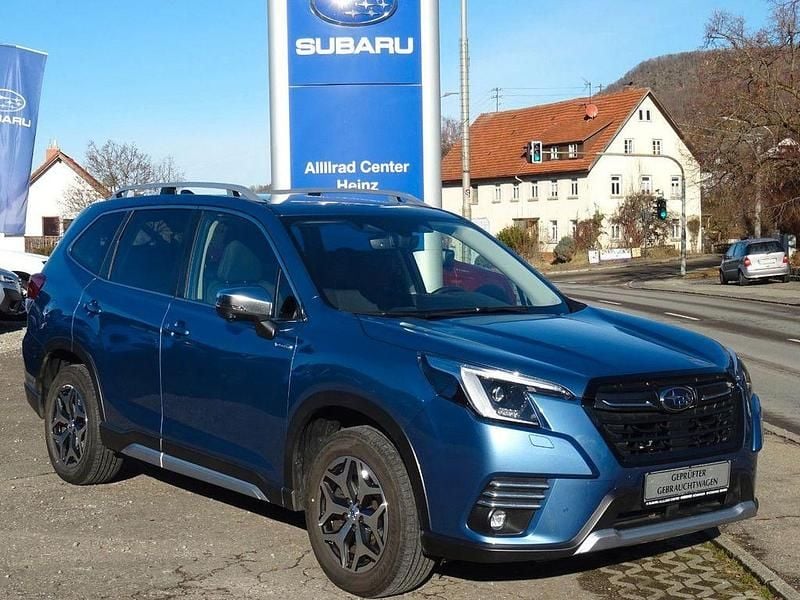 Gebraucht Subaru Forester Active 150 PS (110 kW) 2024 Blau SUV