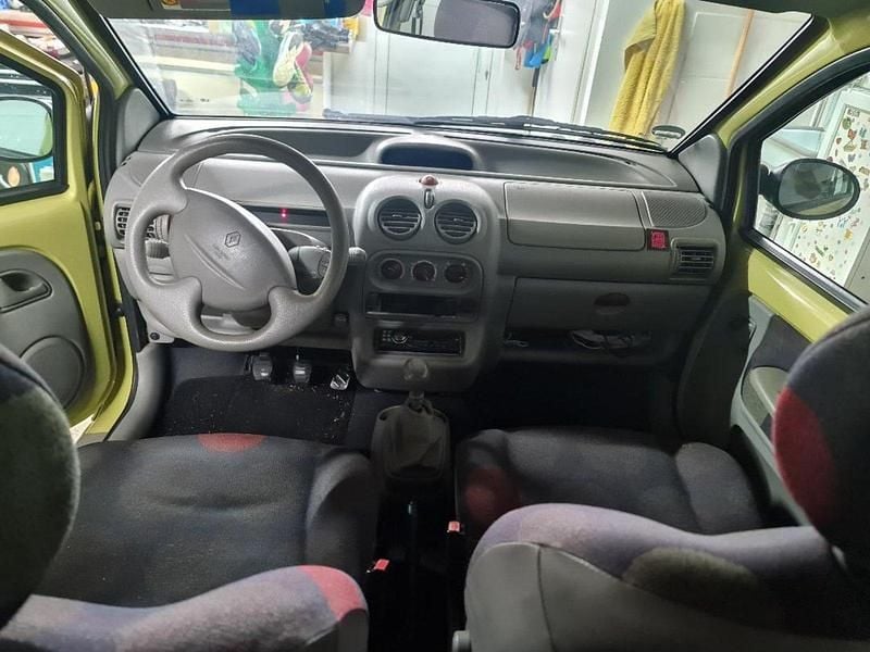 Gebraucht Renault Twingo 58 PS (42 kW) 2001 Gelb Kleinwagen