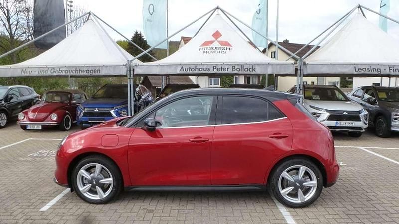 Neu Ora 03 Pro+ 125 kW (171 PS) 2025 Mars red/starry black Kleinwagen