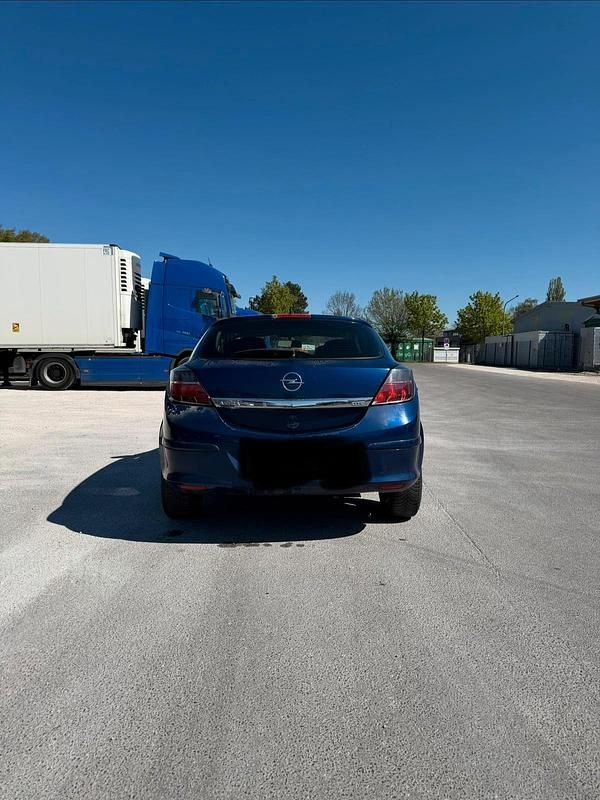 Gebraucht Opel Astra GTC 105 PS (77 kW) 2006 Blau Coupé