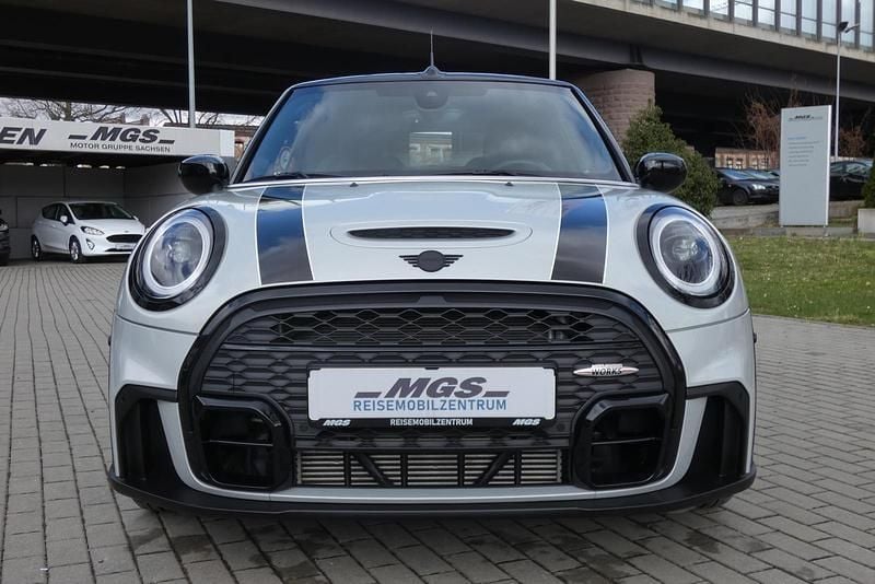 Używany Mini Cooper S Premium 178 KM (130 kW) 2022 Biały Hatchback