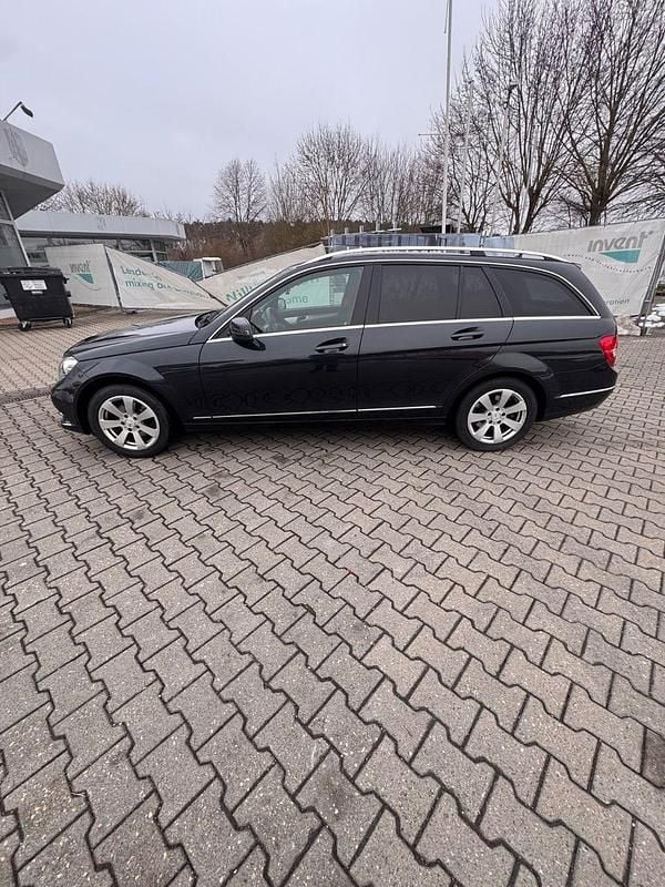 Gebraucht Mercedes C200 184 PS (135 kW) 2011 Grau Kombi