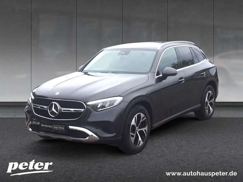 Metalliclack graphitgrau Gebraucht 2024 Mercedes GLC220 Avantgarde SUV | 51.890 € (Fairer Preis) - Bild 1/4
