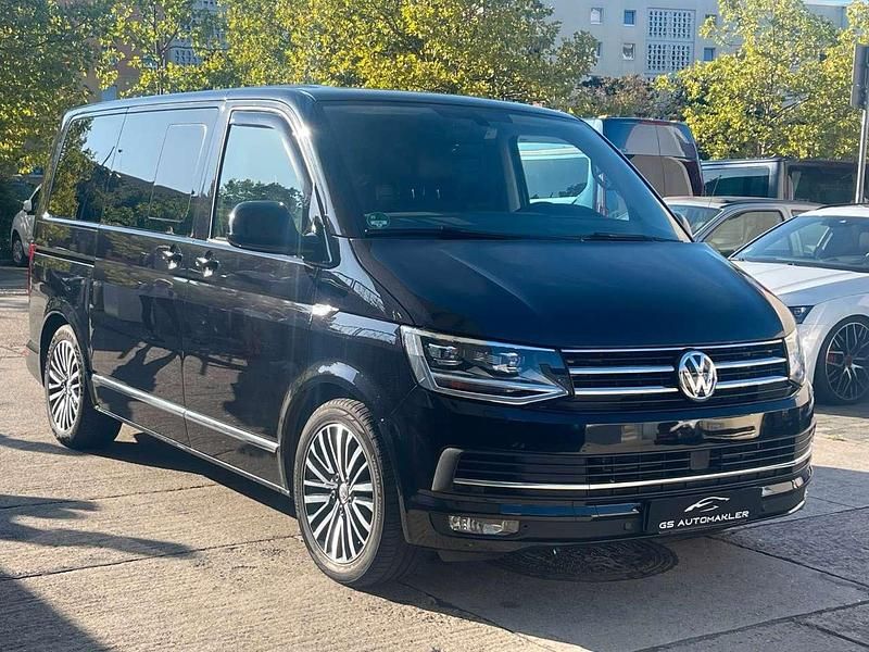 Gebraucht VW Multivan Highline 150 PS (110 kW) 2018 Schwarz Van