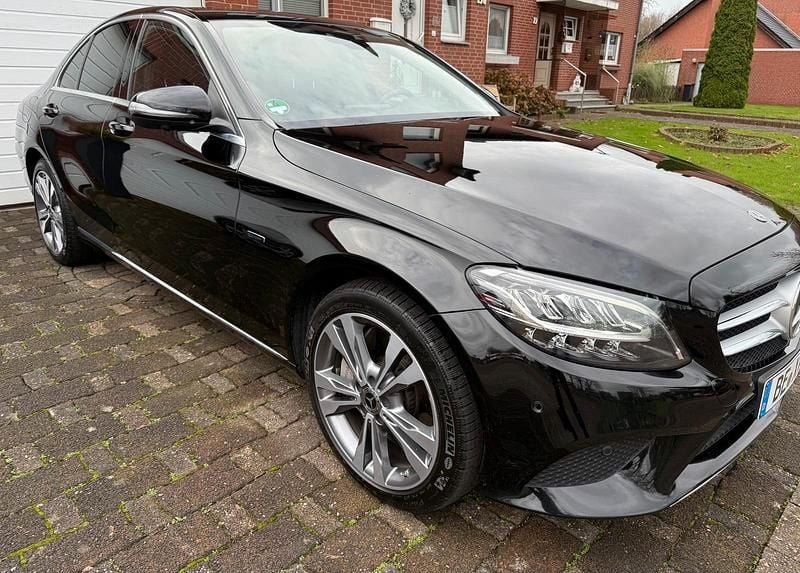 Gebraucht Mercedes E300 306 PS (225 kW) 2021 Schwarz Limousine