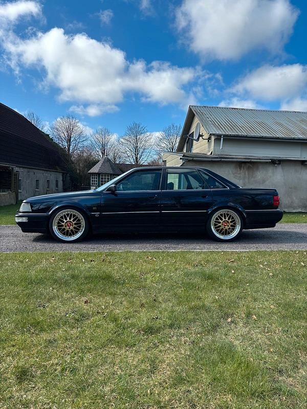 Gebraucht Audi V8 250 PS (183 kW) 1992 Blau Limousine