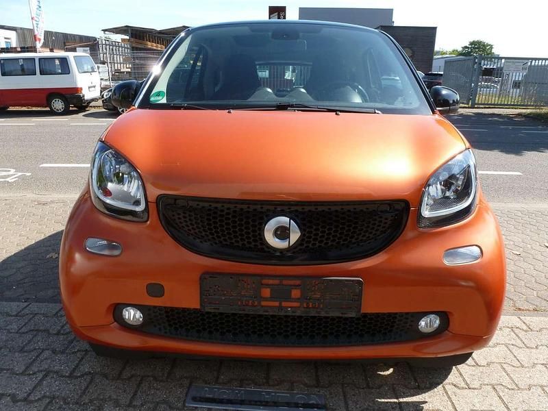 Gebraucht Smart ForTwo Coupé Basis 90 PS (66 kW) 2015 Orange metallic Kleinwagen