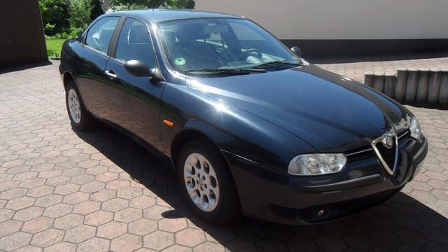 Schwarz Gebraucht 2000 Alfa Romeo 156 Limousine | 1.695 € (Fairer Preis) - Bild 1/1