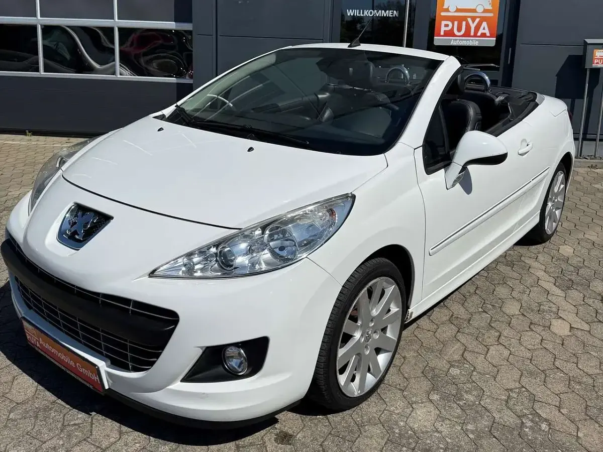 Gebraucht Peugeot 207 Platinum 120 PS (88 kW) 2010 Lack weiss banquise Cabrio