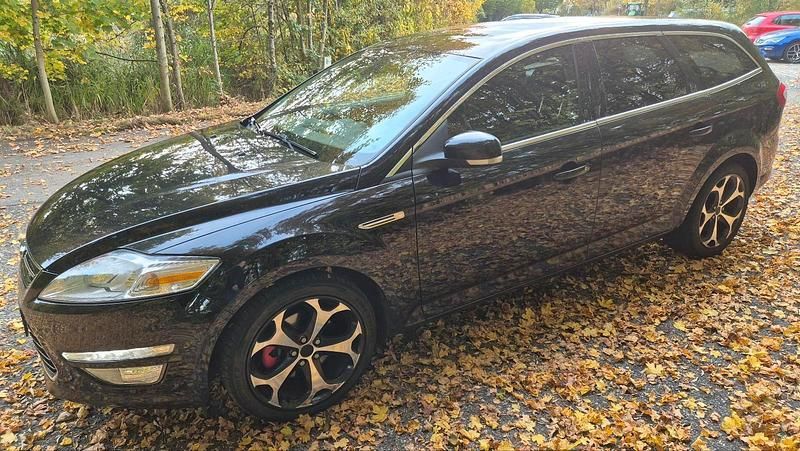 Gebraucht Ford Mondeo 200 PS (147 kW) 2012 Schwarz Kombi