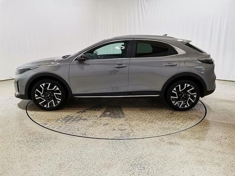 Neu Kia XCeed 150 PS (110 kW) 2026 Wolf grey SUV