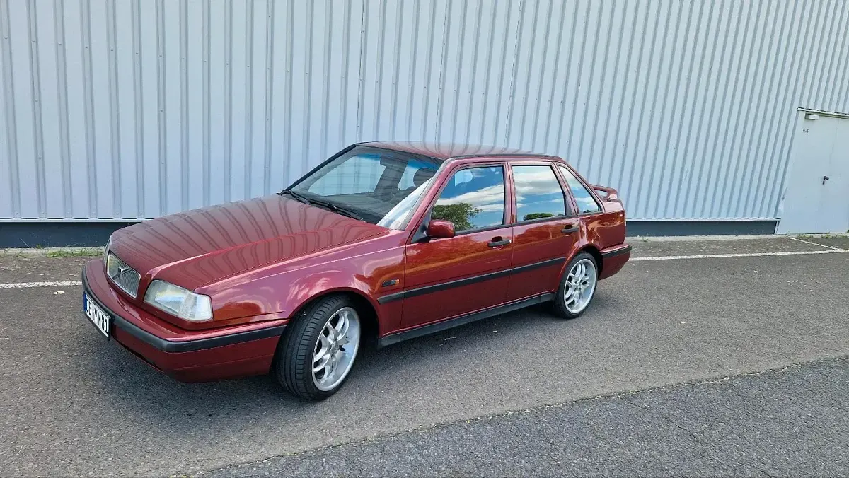 Gebraucht Volvo 440 90 PS (66 kW) 1995 Kleinwagen