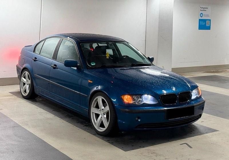 Gebraucht BMW 316 116 PS (85 kW) 2002 Blau Limousine