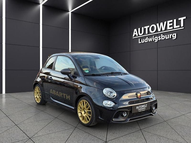 Gebraucht Abarth 695 179 PS (131 kW) 2024 Schwarz Kleinwagen