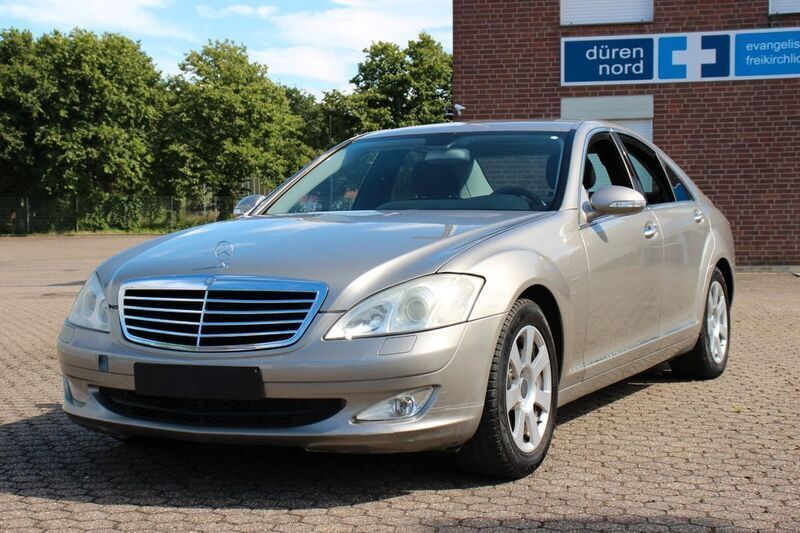 Silber Gebraucht 2005 Mercedes S350 Limousine | 6.300 € (Superpreis) - Bild 1/4