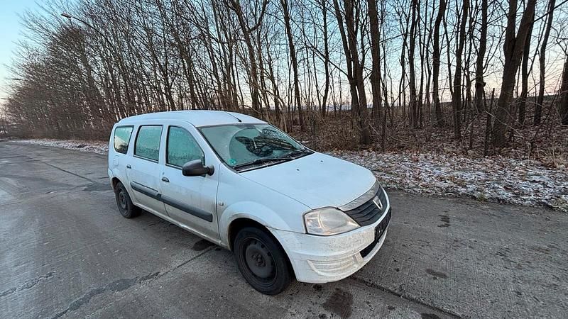 Gebraucht Dacia Logan 86 PS (63 kW) 2010 Weiß Van / Kleinbus
