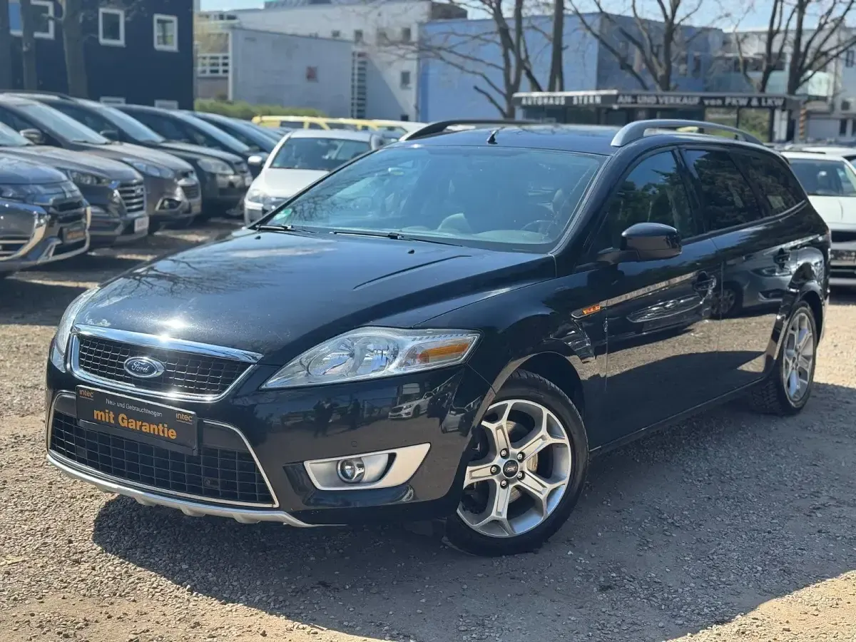 Gebraucht Ford Mondeo 140 PS (102 kW) 2010 Schwarz Kombi