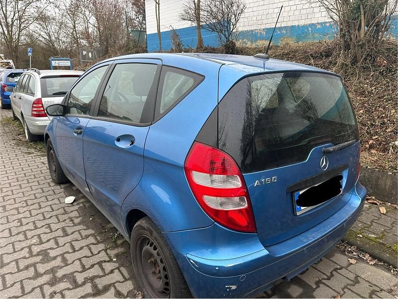 Gebraucht Mercedes A150 95 PS (69 kW) 2007 Blau Kleinwagen