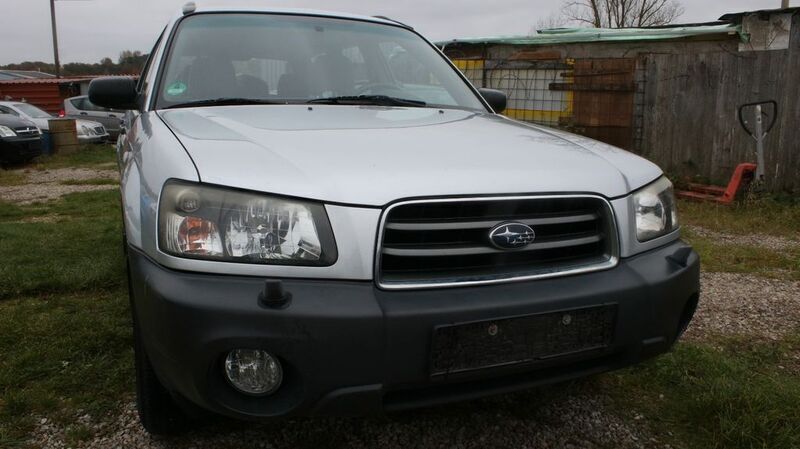 Grün Gebraucht 2004 Subaru Forester Active SUV | 1.800 € (Fairer Preis) - Bild 1/4