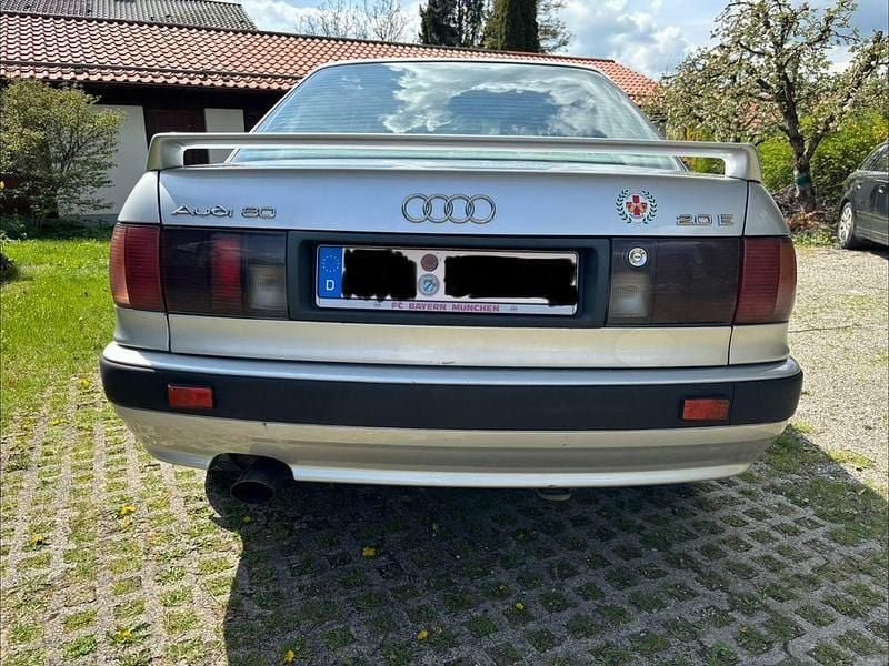 Second-hand Audi 80 116 CP (85 kW) 1992 Gri Berlinǎ