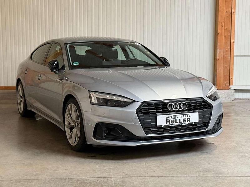 Gebraucht Audi A5 Advanced Plus 204 PS (150 kW) 2023 Florettsilber Coupé