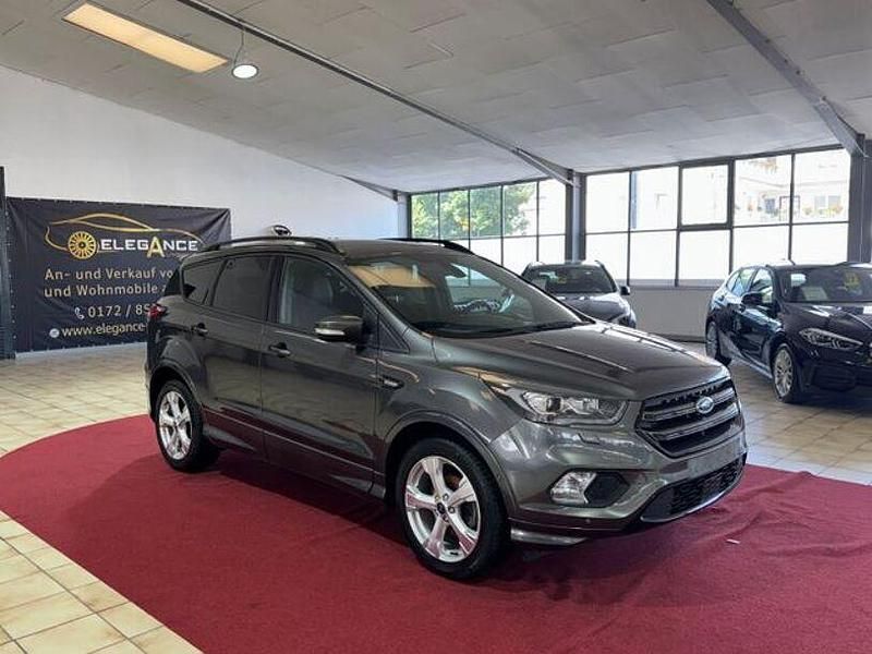 Gebraucht Ford Kuga ST-Line 260 PS (191 kW) 2017 Grau SUV