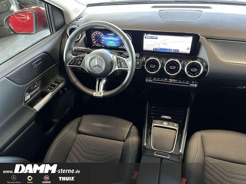 Gebraucht Mercedes B250e Progressive 218 PS (160 kW) 2024 Manufaktur patagonienrot Van / Kleinbus