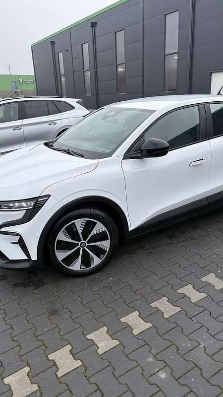 Gebraucht Renault Megane E-Tech Evolution 96 kW (131 PS) 2022 Weiß Limousine