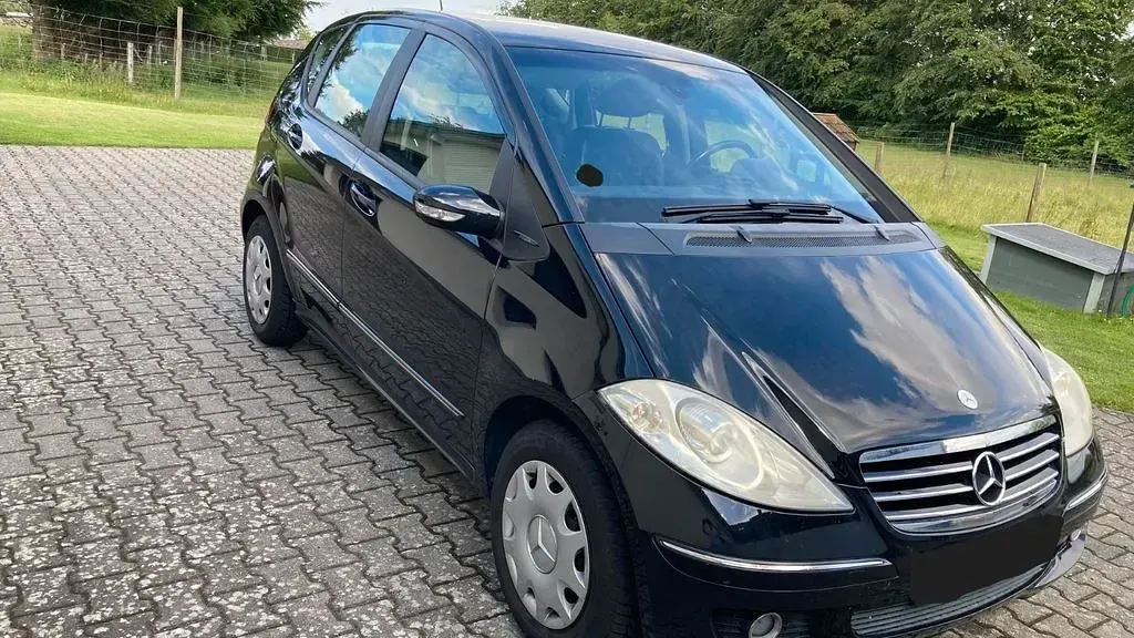 Gebraucht Mercedes A150 Avantgarde 95 PS (69 kW) 2005 Schwarz Van / Kleinbus
