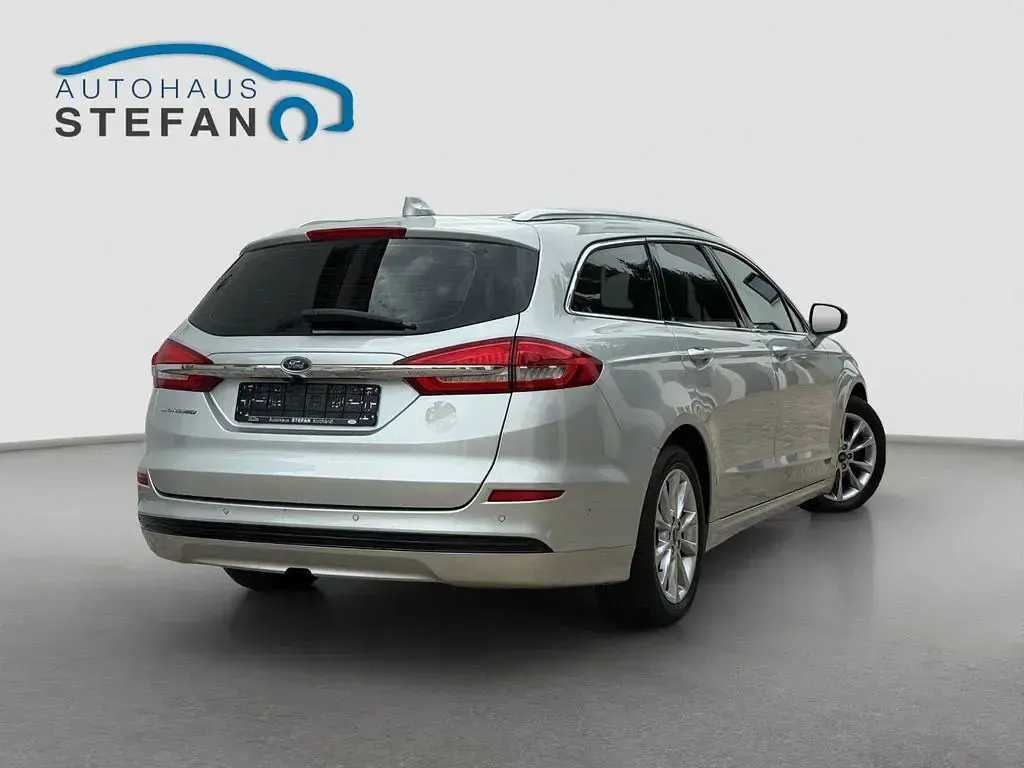 Gebraucht Ford Mondeo Titanium 150 PS (110 kW) 2020 Silber Limousine
