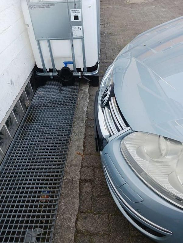 Blau Gebraucht 2009 VW Golf VI Kombi | 4.444 € (Fairer Preis) - Bild 1/3