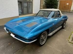 Blau Gebraucht 1963 Chevrolet Corvette Stingray Cabrio | 86.000 € - Bild 1/4