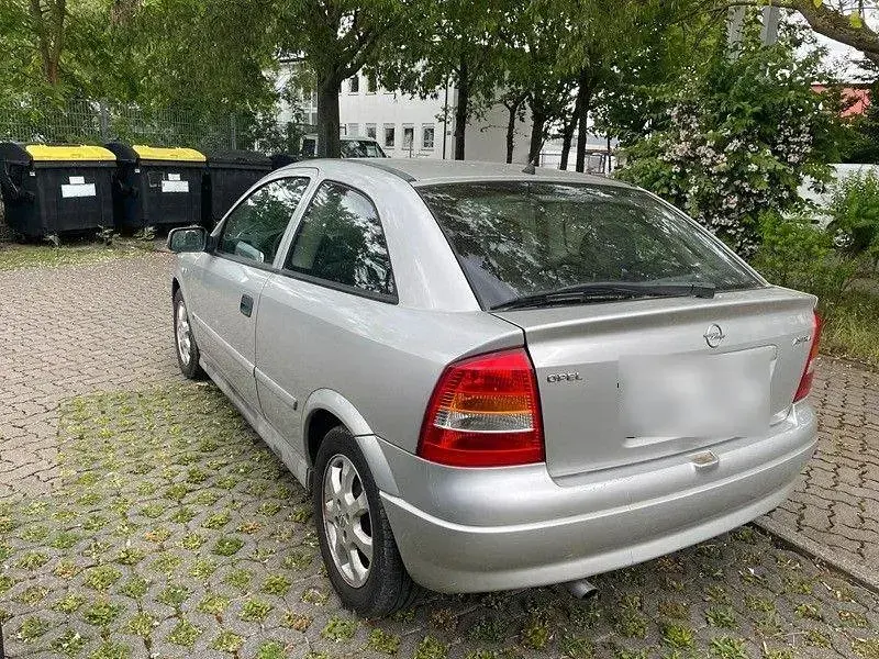 Gebraucht Opel Astra 84 PS (61 kW) 2001 Silber Cabrio