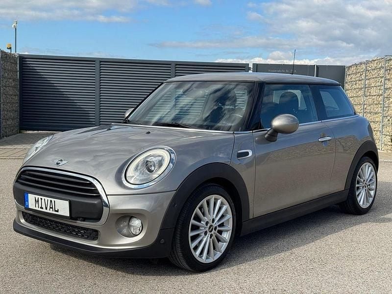 Gebraucht Mini Cooper 102 PS (75 kW) 2018 Silber Kleinwagen