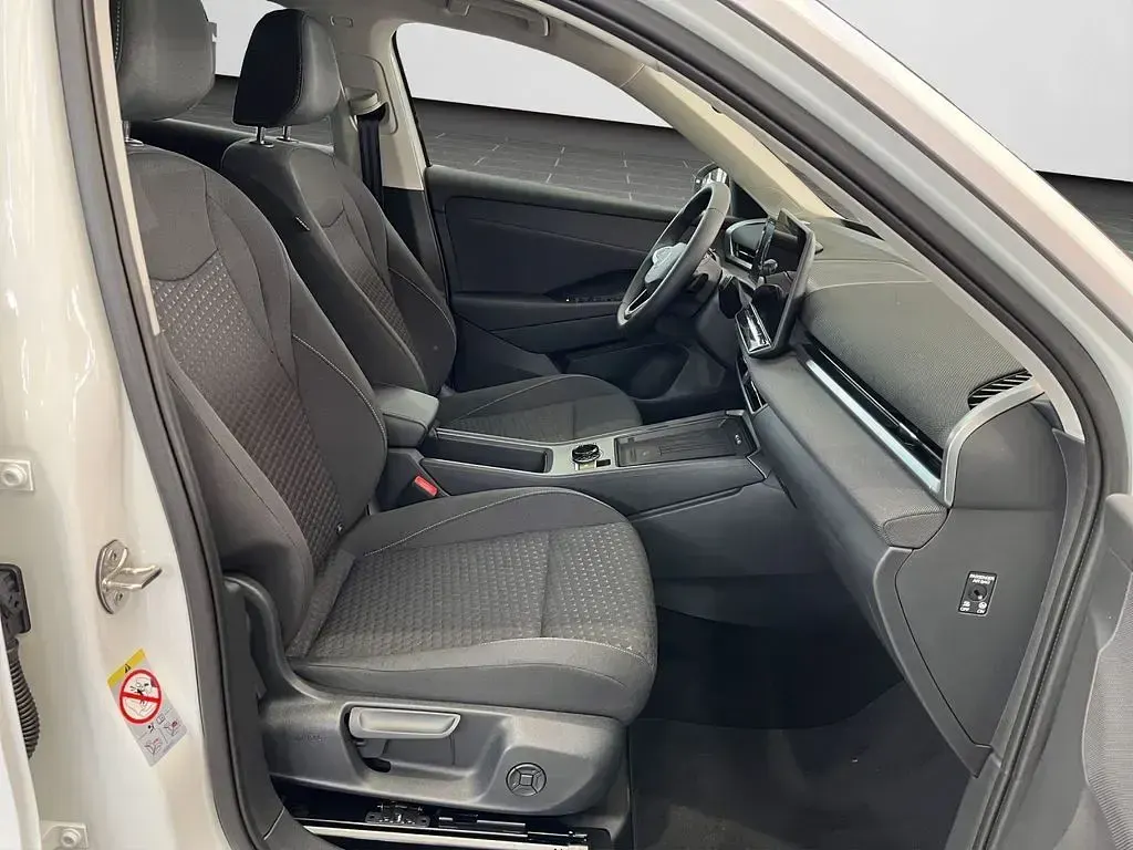 Gebraucht VW T-Roc 150 PS (110 kW) 2026 Pure white SUV