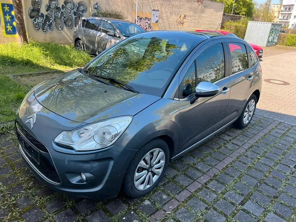 Usado Citroën C3 95 CV (69 kW) 2012 Gris Berlina