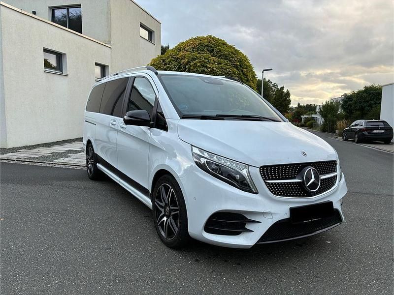 Weiß Gebraucht 2021 Mercedes V250 AMG line Van / Kleinbus | 42.900 € (Superpreis) - Bild 1/4