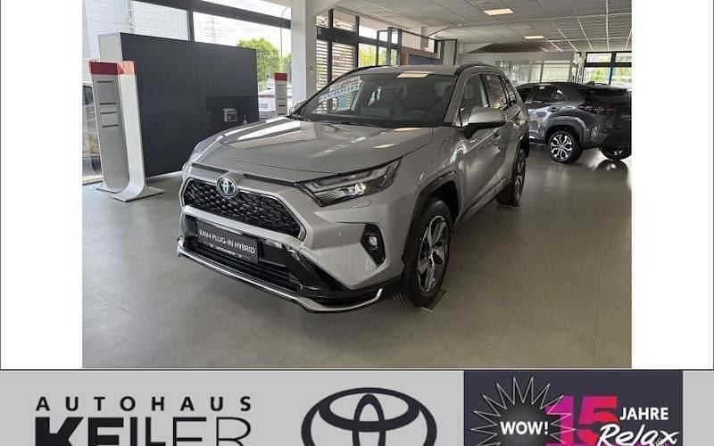 Silber Neu 2025 Toyota RAV4 Hybrid SUV | 56.760 € (Fairer Preis) - Bild 1/4