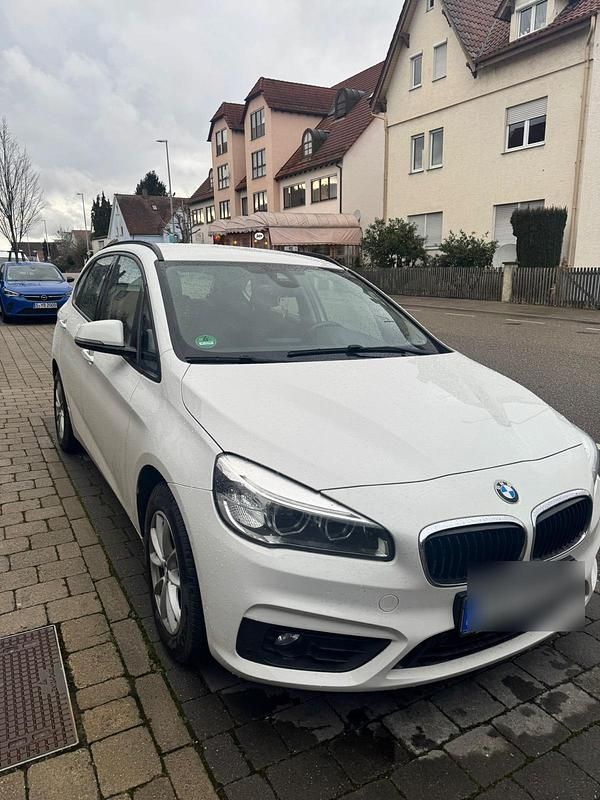 Gebraucht BMW 218 Active Tourer Advantage 136 PS (100 kW) 2017 Weiß Van / Kleinbus