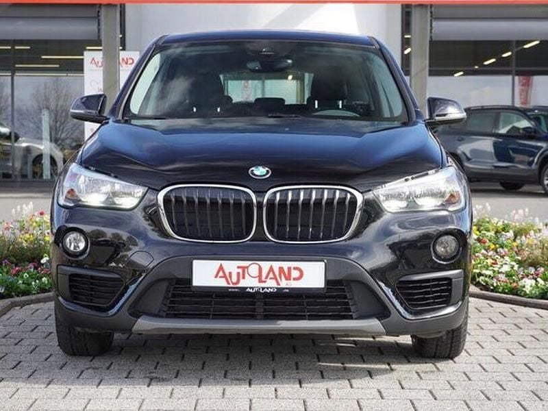 Gebraucht BMW X1 Advantage 140 PS (102 kW) 2019 Schwarz SUV