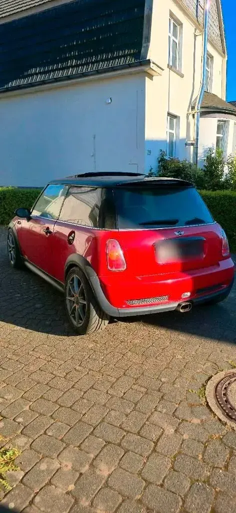 Używany Mini Cooper S 193 KM (141 kW) 2003 Czerwony Hatchback